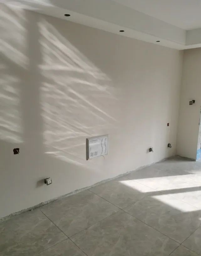 XZQ1V66K833k91r7.jpg