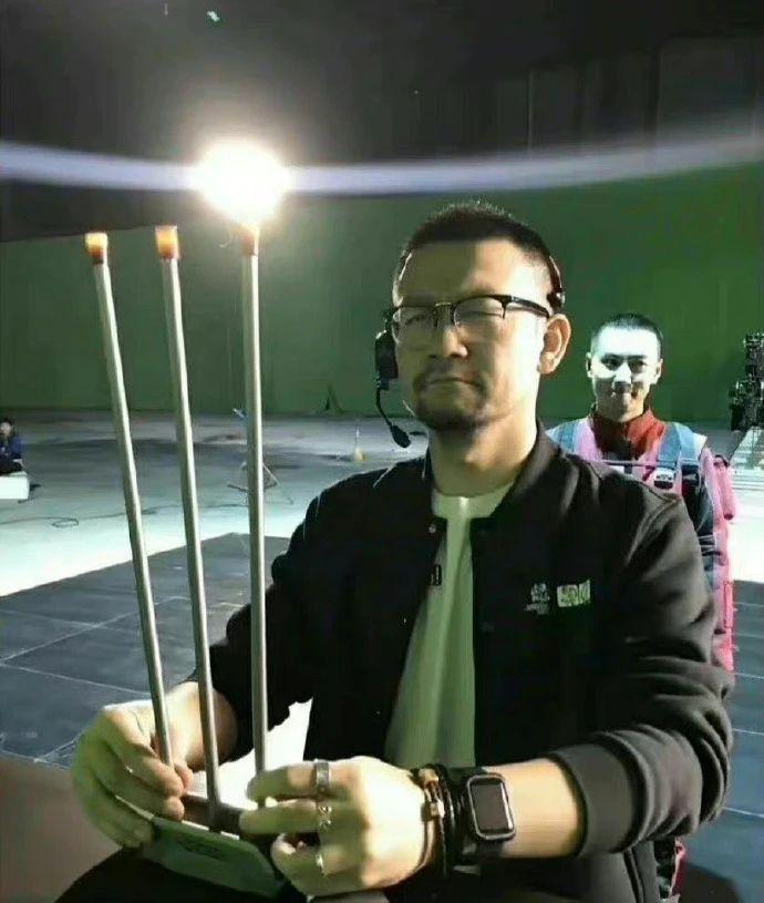 baj6dzxIi0POhXJk.jpg